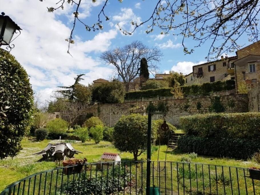 Apartament Volaterrae Deluxe Loft With Garden Volterra Zewnętrze zdjęcie
