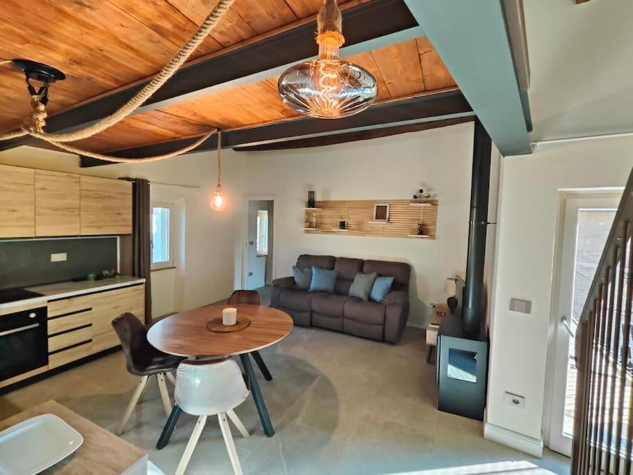 Apartament Volaterrae Deluxe Loft With Garden Volterra Zewnętrze zdjęcie
